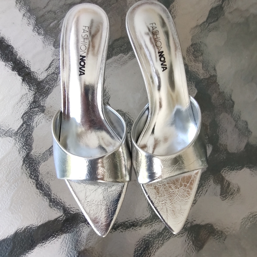 Fashion Nova Silver Sleek Sandal - Picture 2 of 8